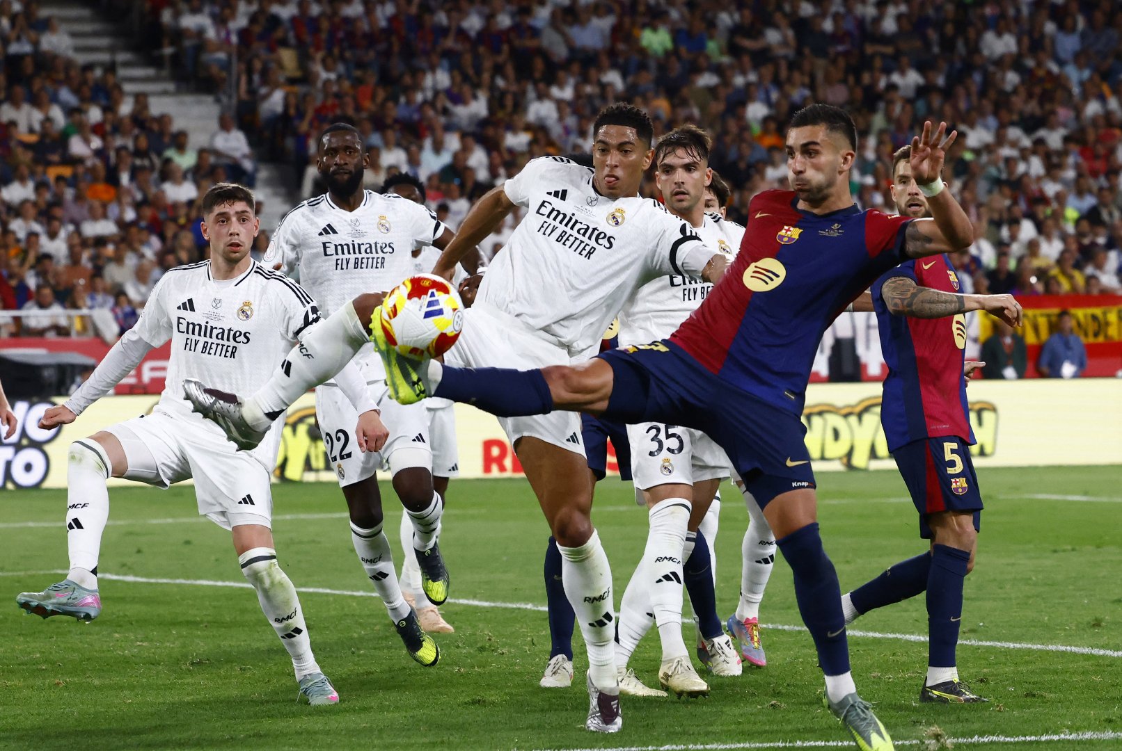 九游体育-赛后国王杯焦点战，辽宁本钢迎来里程碑，球迷炸锅，资深球员宣示担当的简单介绍