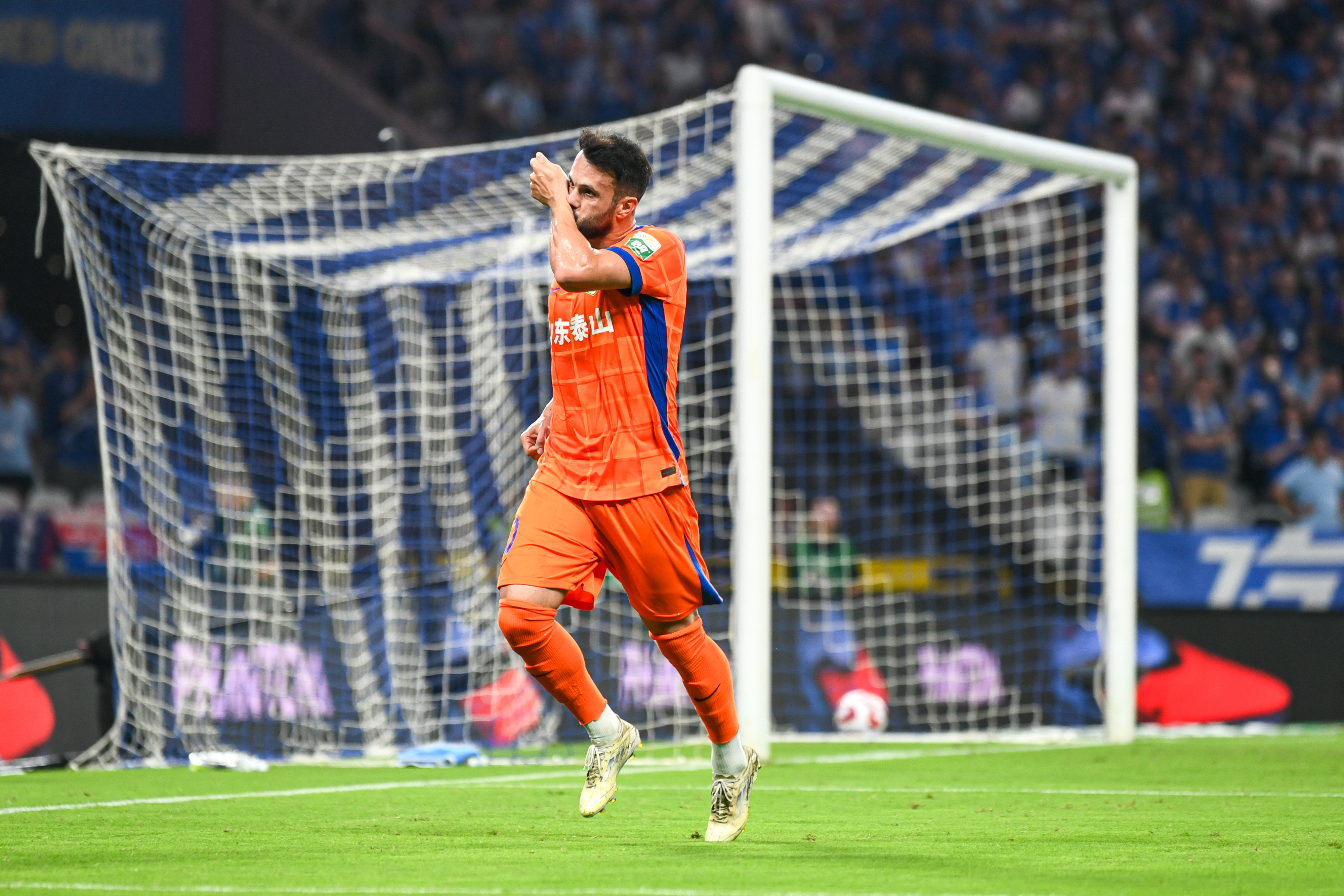 九游体育官网-中超收官战泰山队球员亮点