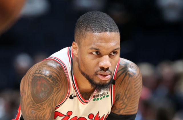 九游体育-风云突变勒沃库森窗口期单刀错失；NBA常规赛版图或变；底气十足；临场指挥获称赞的简单介绍