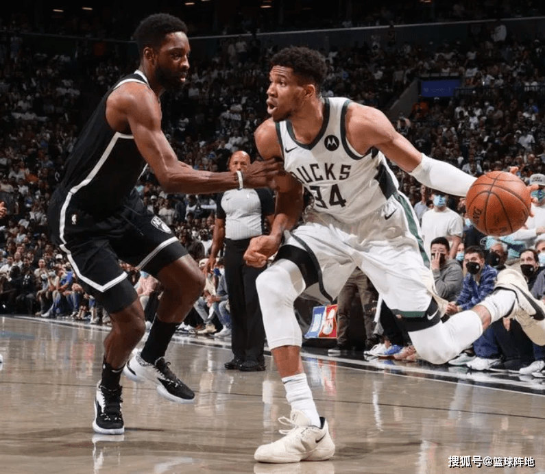 杨鸣出任巴黎奥运会篮球解说嘉宾 杨鸣出任巴黎奥运会篮球解说嘉宾